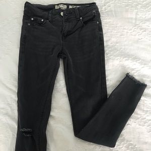 Black Distressed Jeans